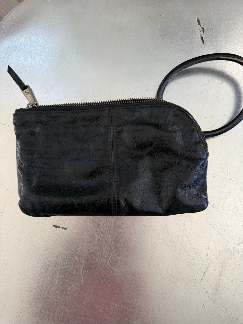 Hobo Black Leather Sable Wristlet Clutch - Picture 4 of 6